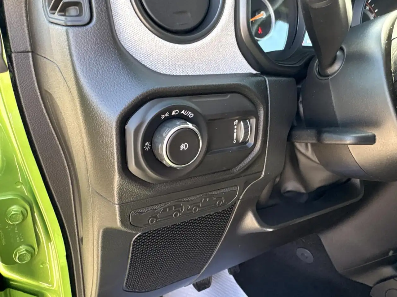 Jeep Wrangler снимка Jeep Wrangler