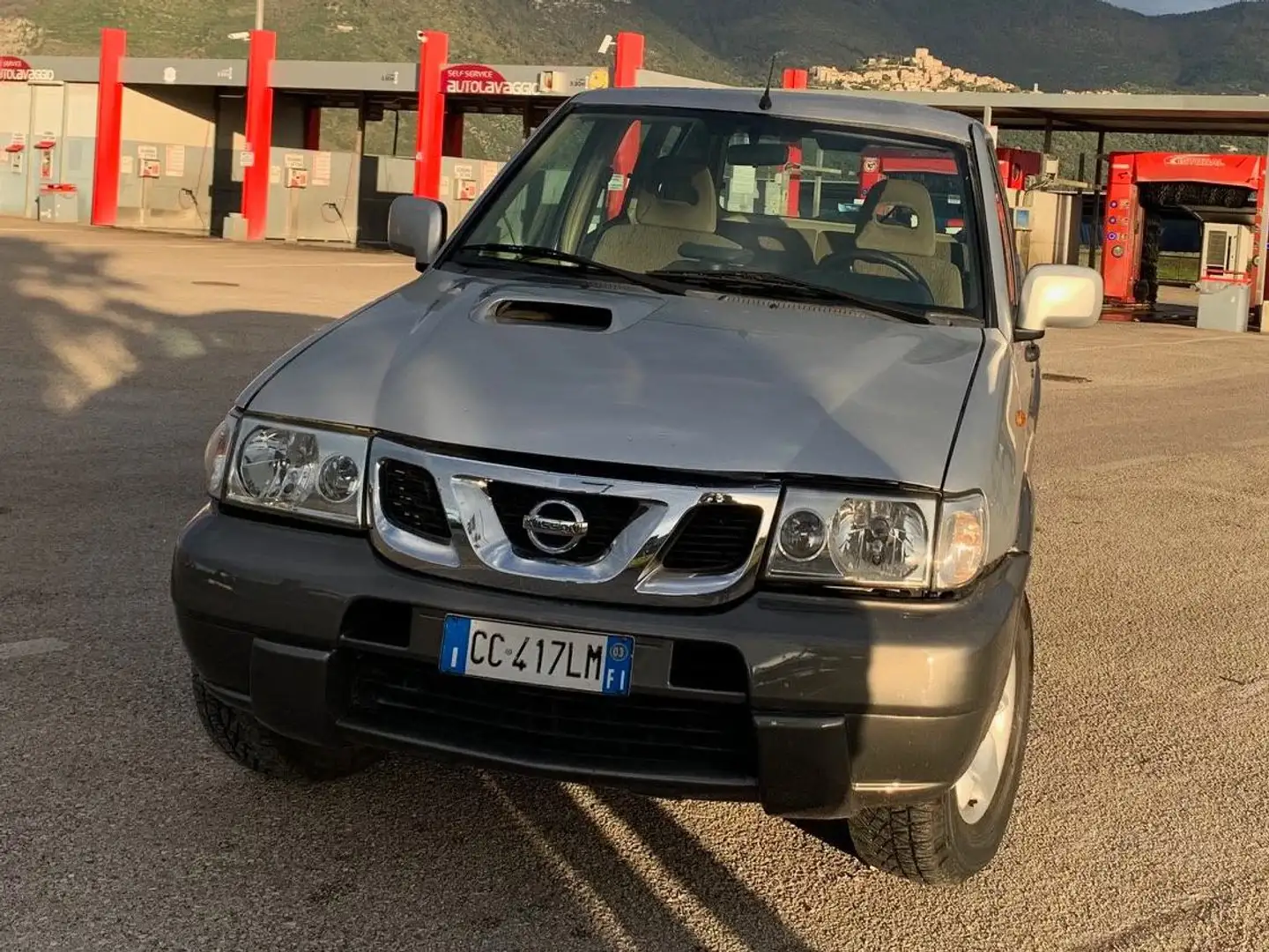 Nissan Terrano Terrano 3p 3.0 dd-ti Elegance Plateado - 2