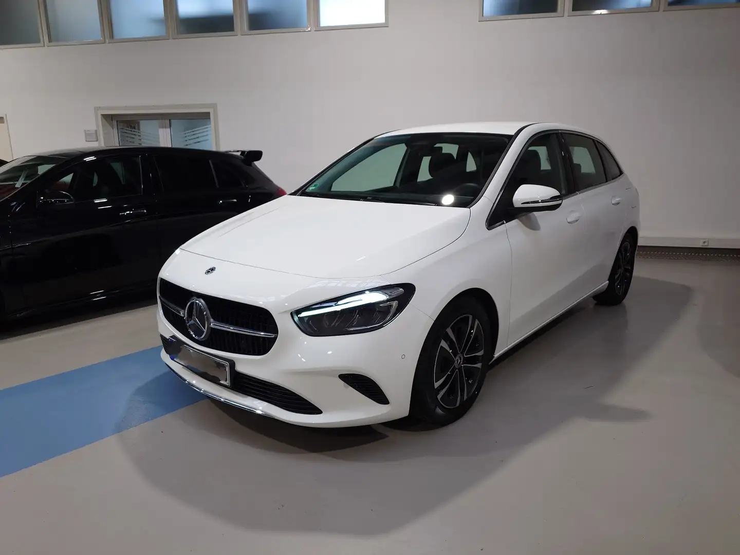 Mercedes-Benz B 180 7G-DCT Progressive Advanced mild hybrid - 1
