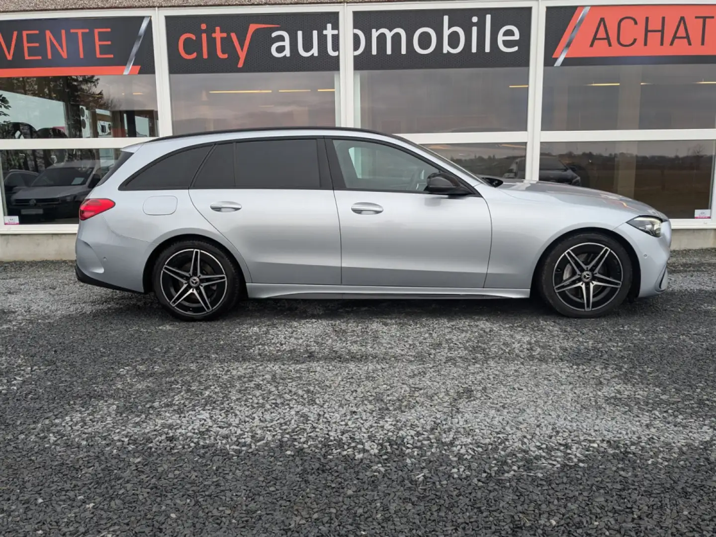 Mercedes-Benz C 200 D AMG LINE DCT TOIT OUV PACK LIGHT CAMERA CARPLAY Grijs - 2