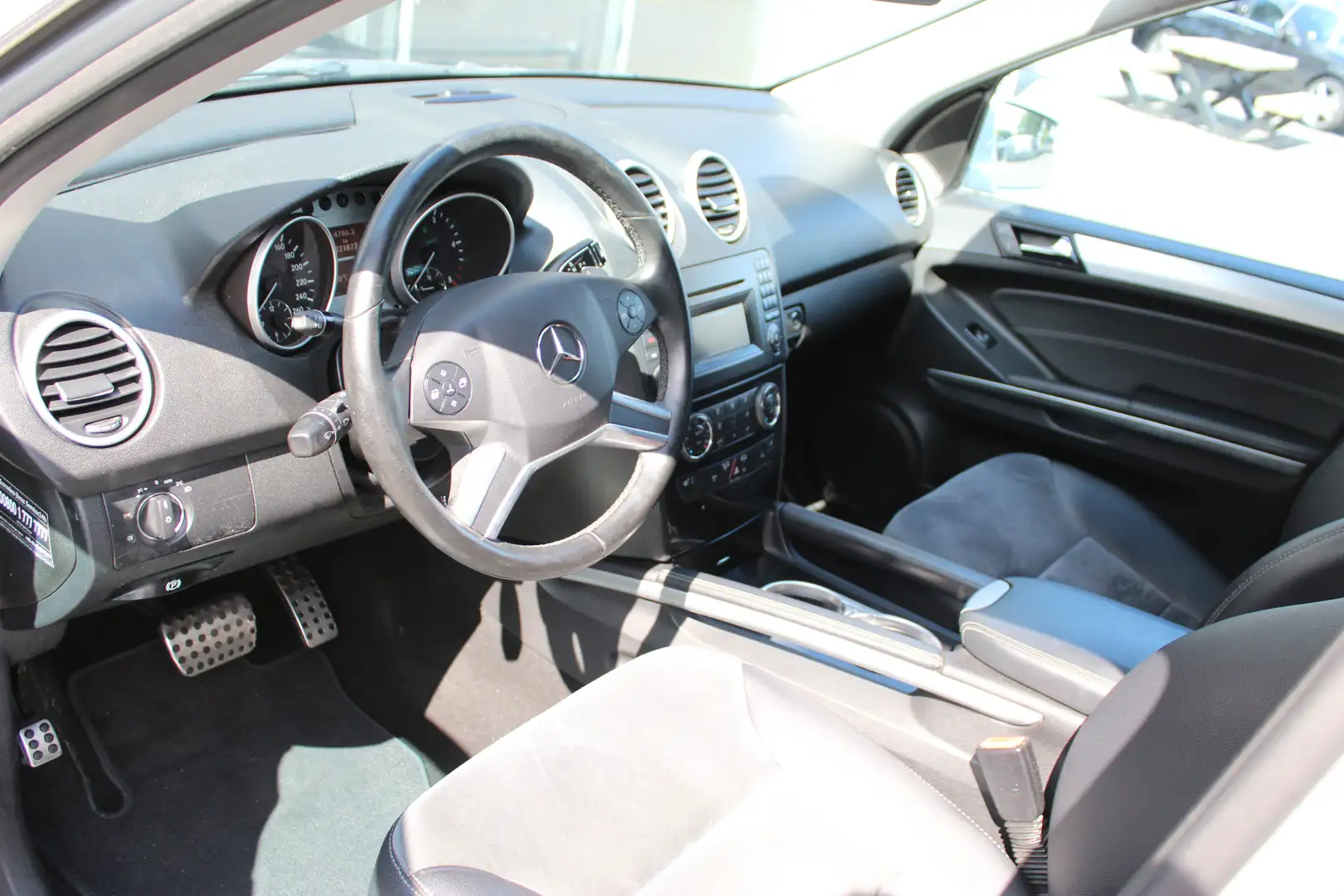 Mercedes-Benz ML 300 M-klasse CDI BlueEFFICIENCY | Grijs Kenteken | VAN Grijs - 2