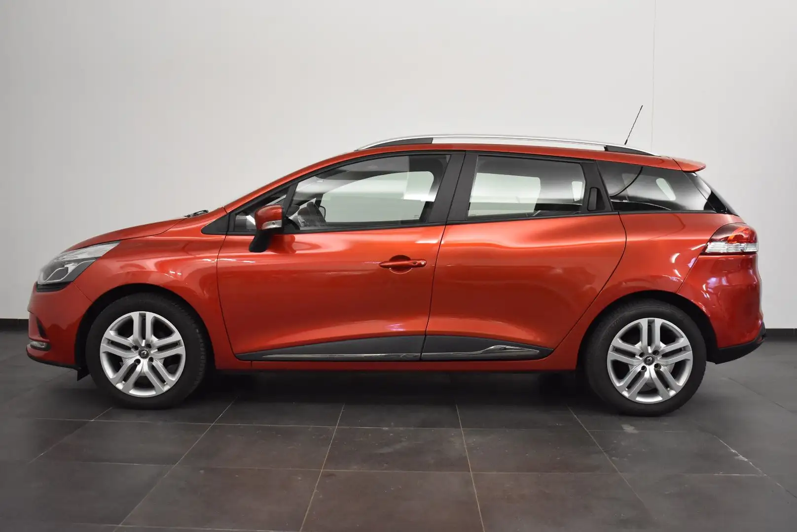 Renault Clio IV Grandtour Limited/NAVI/SHZ/DAB/PDC/AHK Rot - 1