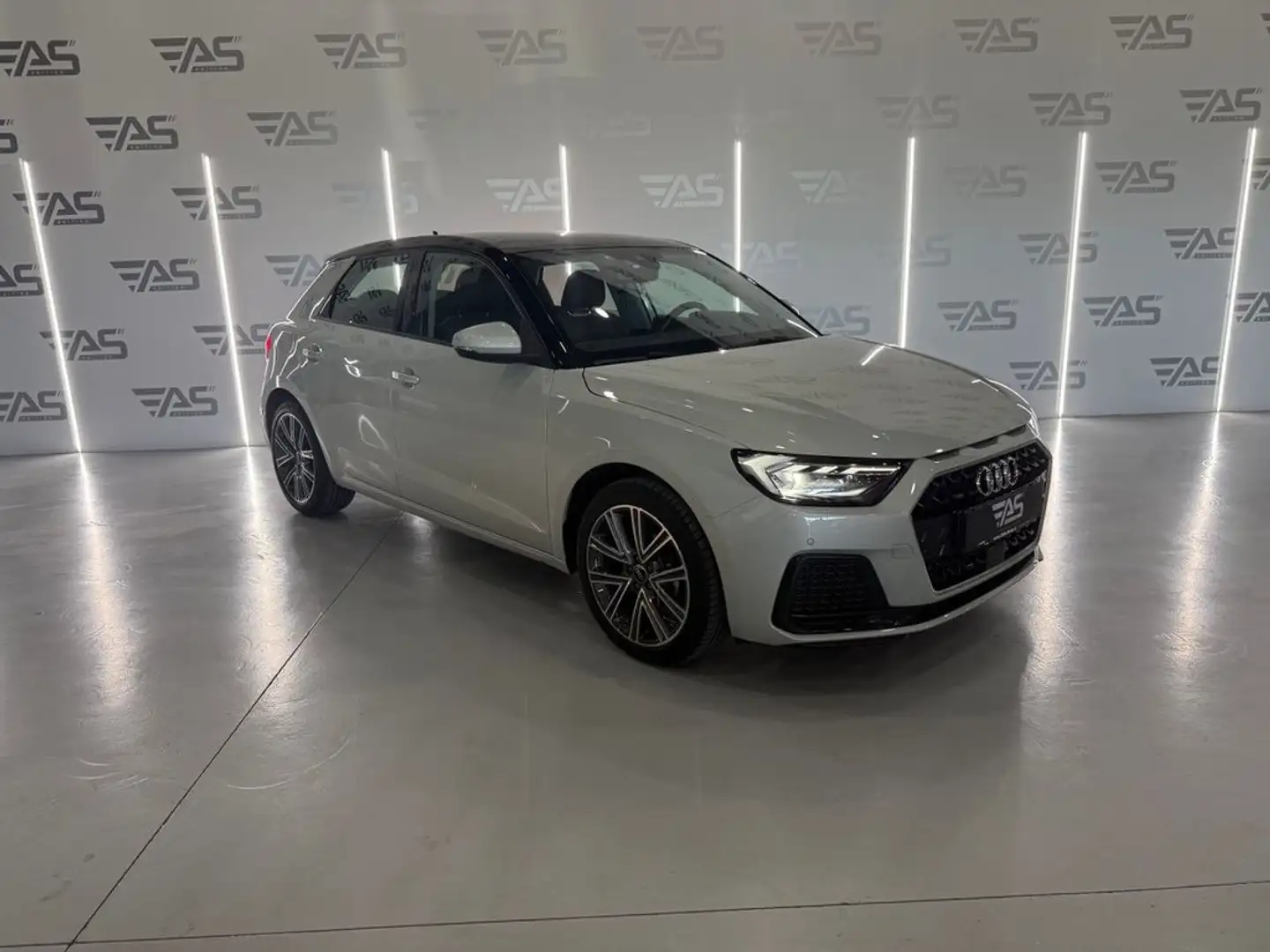 Audi A1 Sportback Adrenalin 30 TFSI 81kW S tron Azul - 2