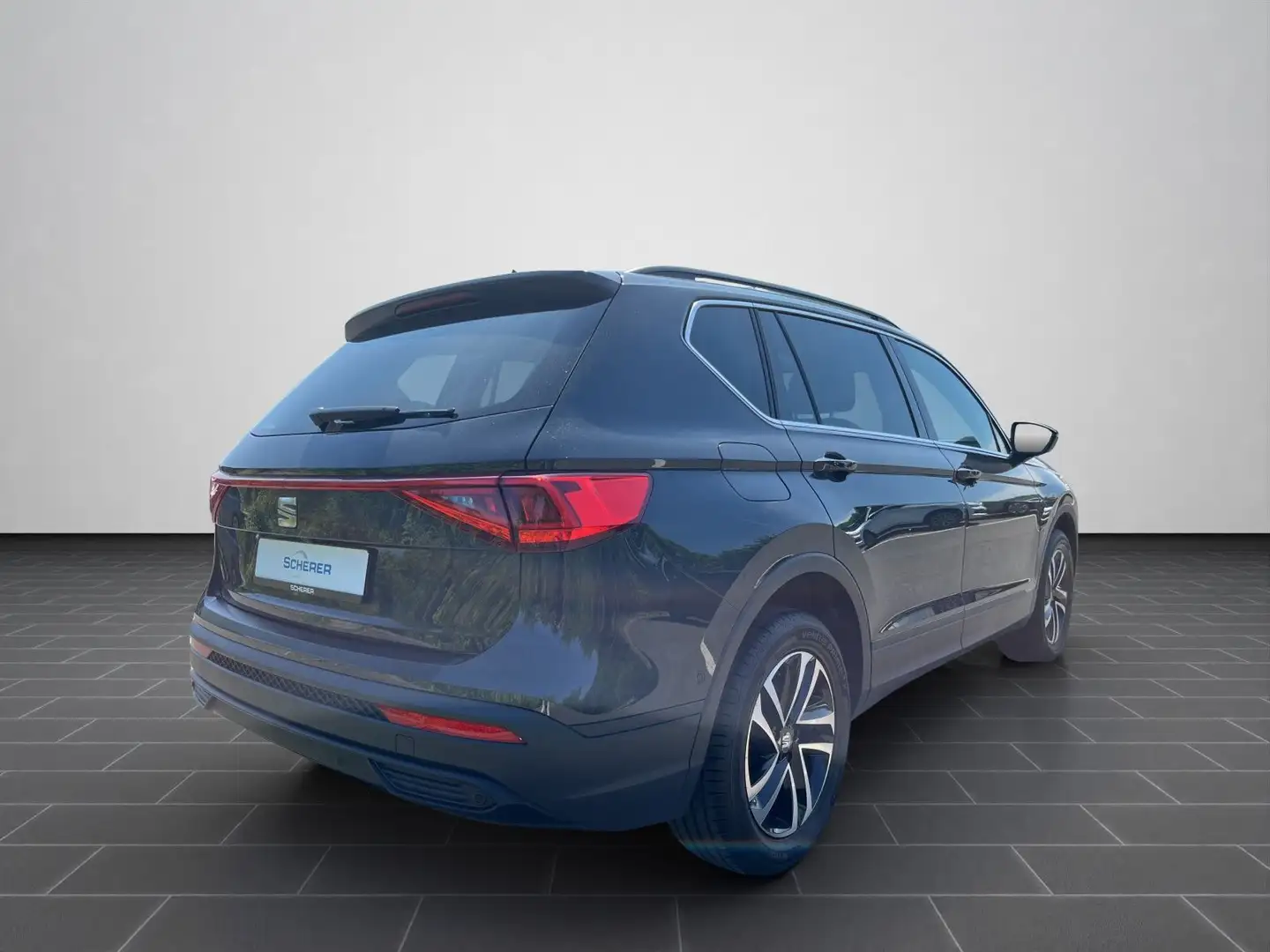 SEAT Tarraco 1.5 TSI DSG Style AHK PCC ACC NAVI  LED Grau - 2