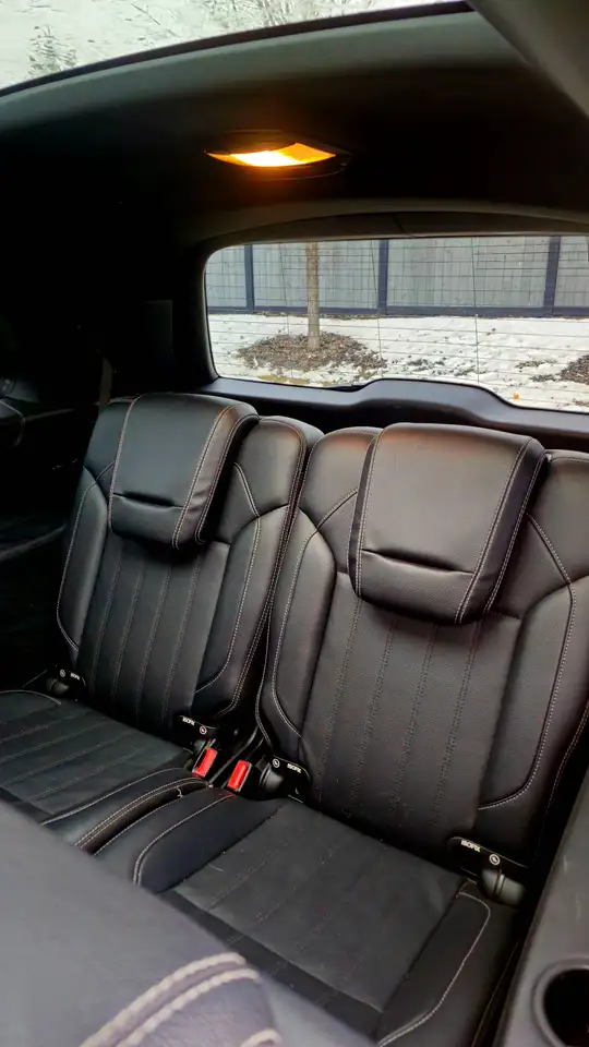 Mercedes-Benz GL-Class снимка Mercedes-Benz GL-Class