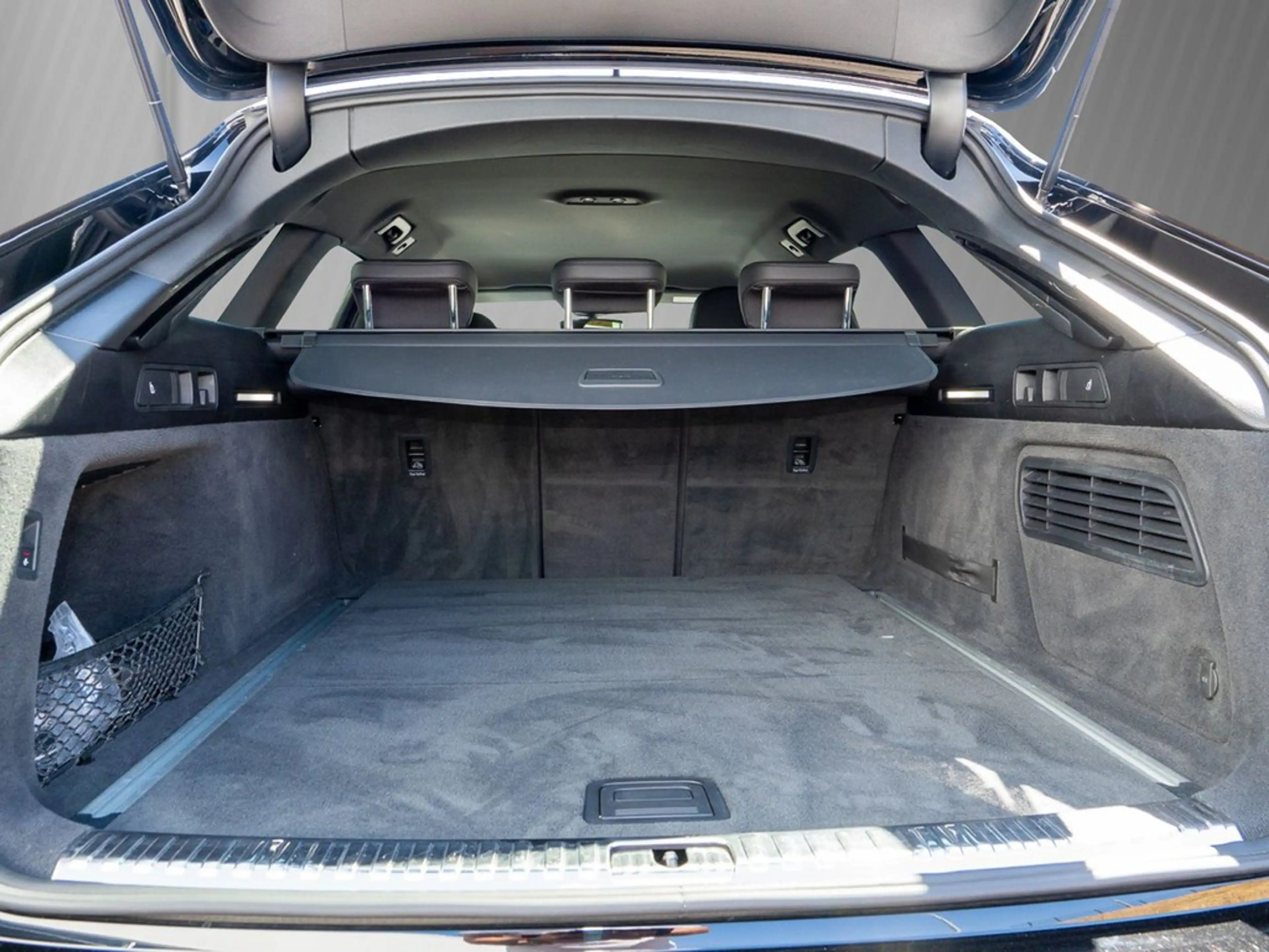 Audi A6 allroad 45 TDI Navi ACC AHK Business PDC+ — photo 13