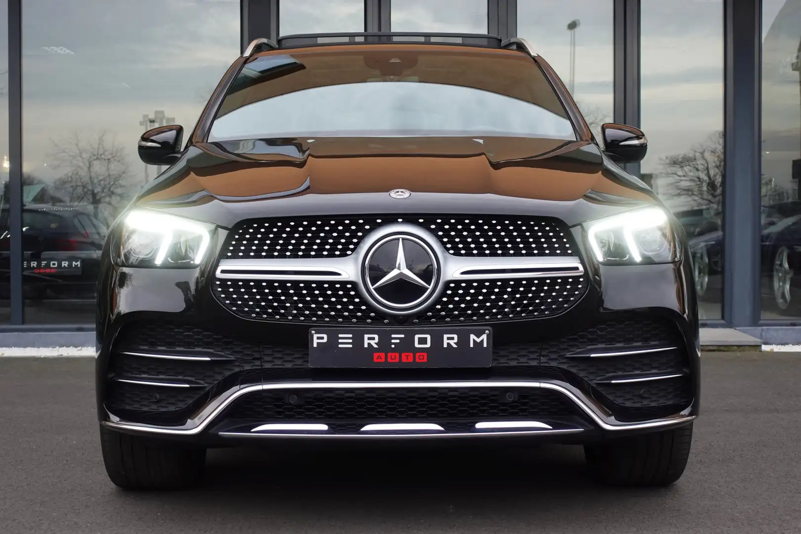 Mercedes-Benz GLE 450 4MATIC*AMG*HYBRID*PANO*SERVICE BOOK* + 1J GARANTIE Zwart - 2