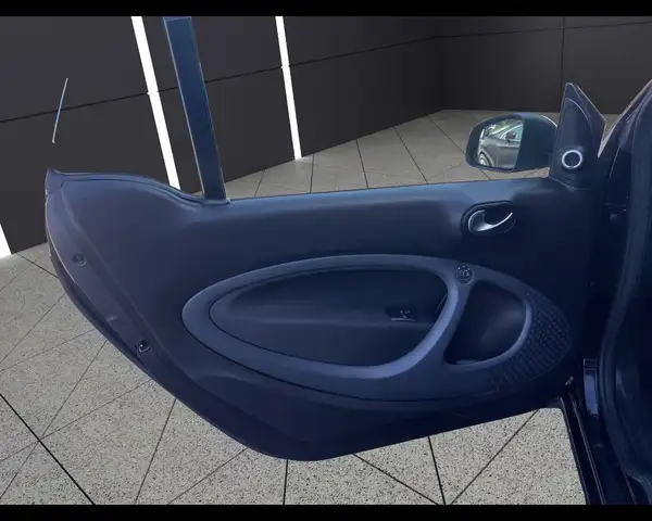 Smart Fortwo view 14