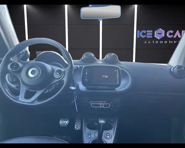 Smart Fortwo view 9