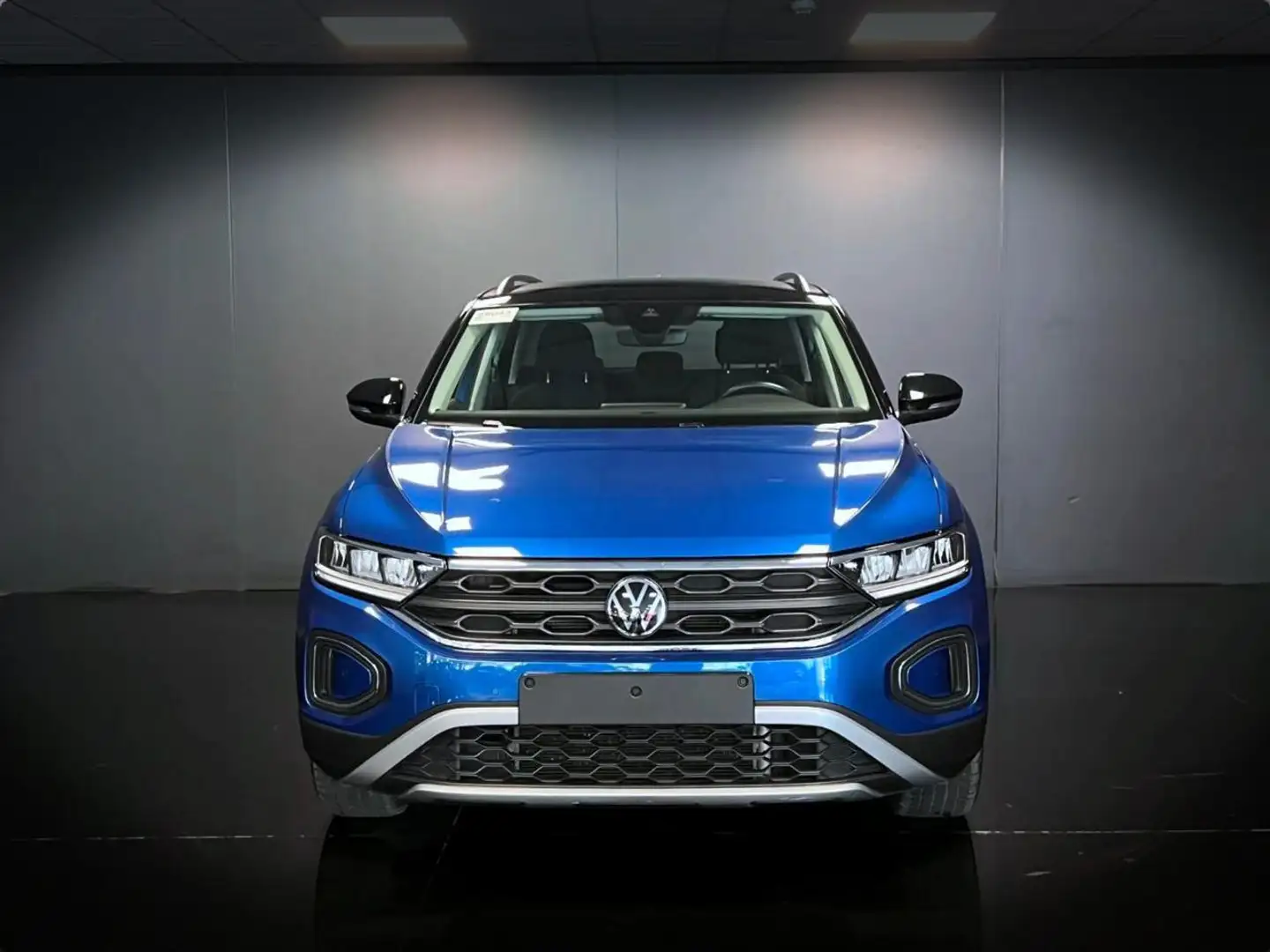 Volkswagen T-Roc 1.5 TSI ACT DSG Life 150CV Blu/Azzurro - 2