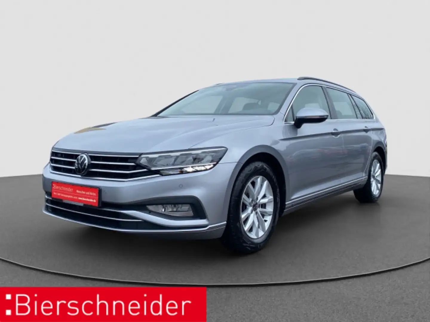 Volkswagen Passat Variant 1.5 TSI Business AHK STAND CAM AC Silber - 2