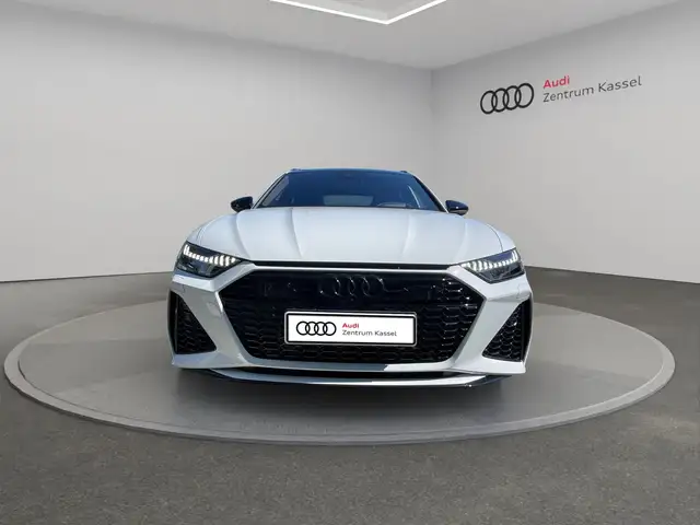 Audi RS6 view 10