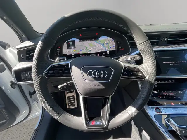 Audi RS6 view 12