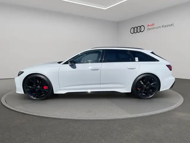 Audi RS6 view 4