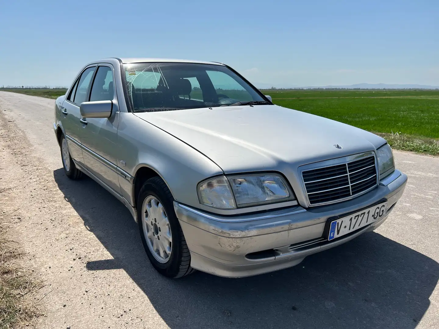 Mercedes-Benz C 240 C 240 Elegance Elegance Stříbrná - 2