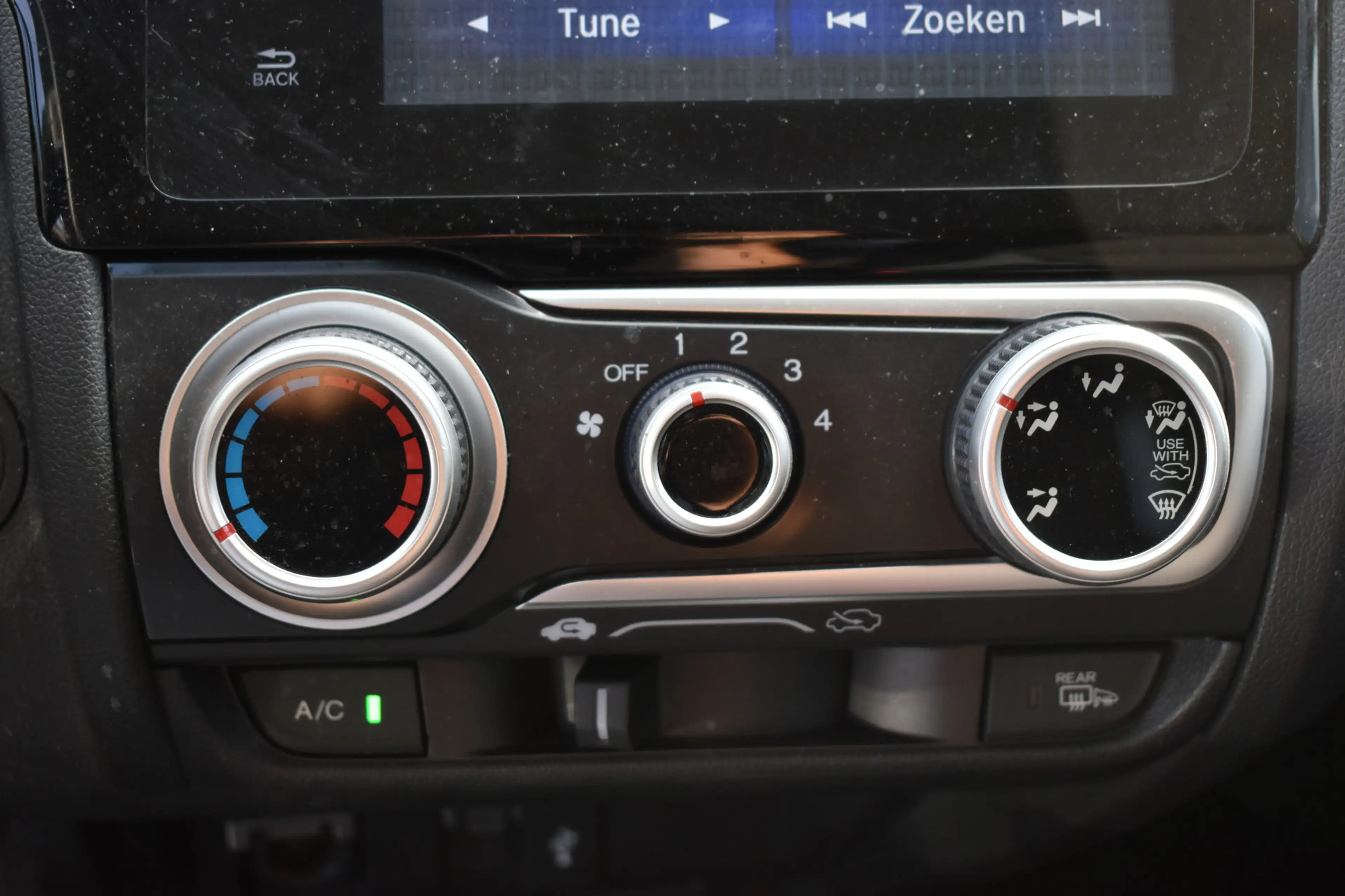 Honda Jazz 1.3 i-VTEC Comfort automaat 102pk | NL-auto | Park — photo 14