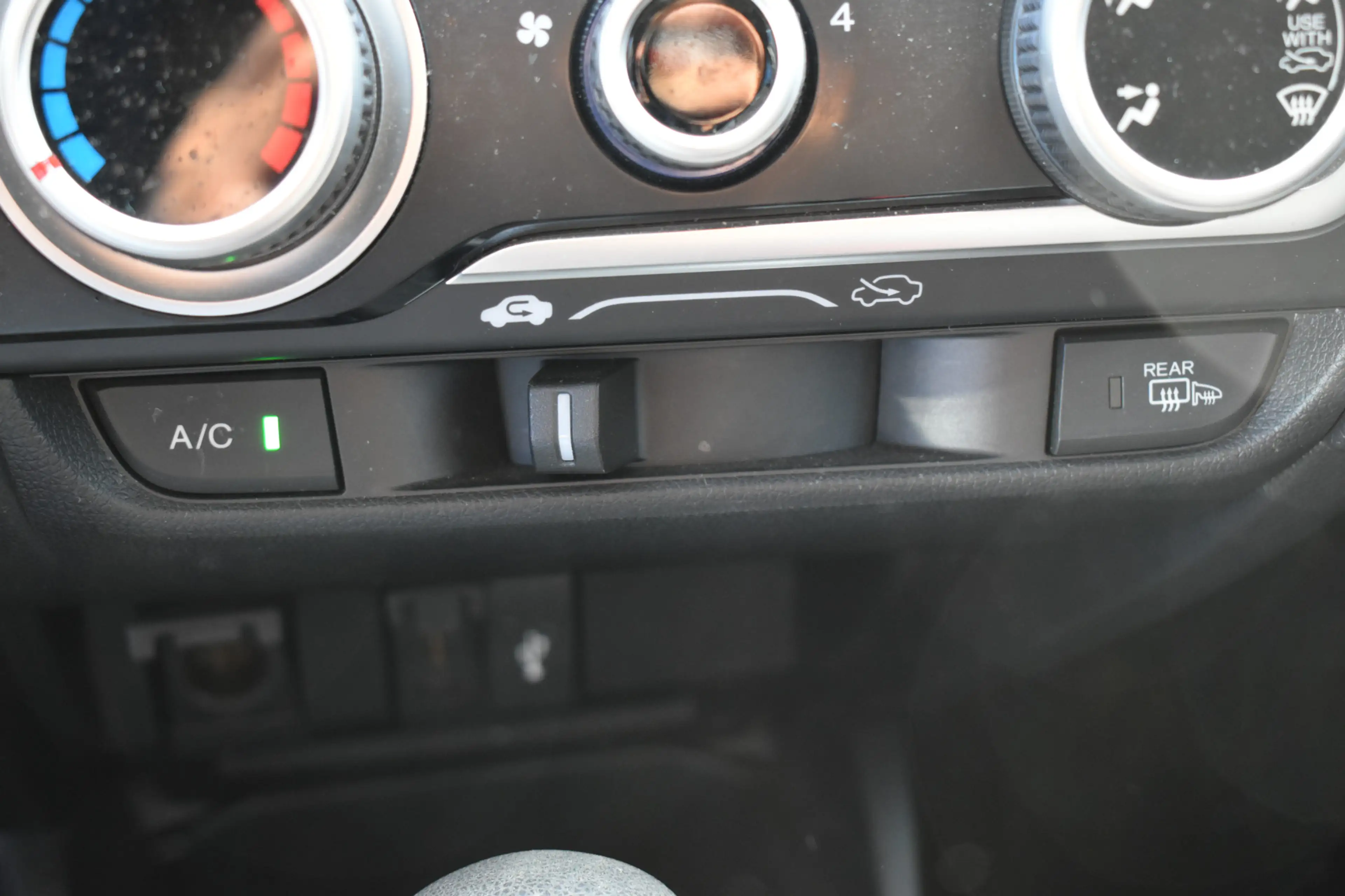 Honda Jazz 1.3 i-VTEC Comfort automaat 102pk | NL-auto | Park — photo 15