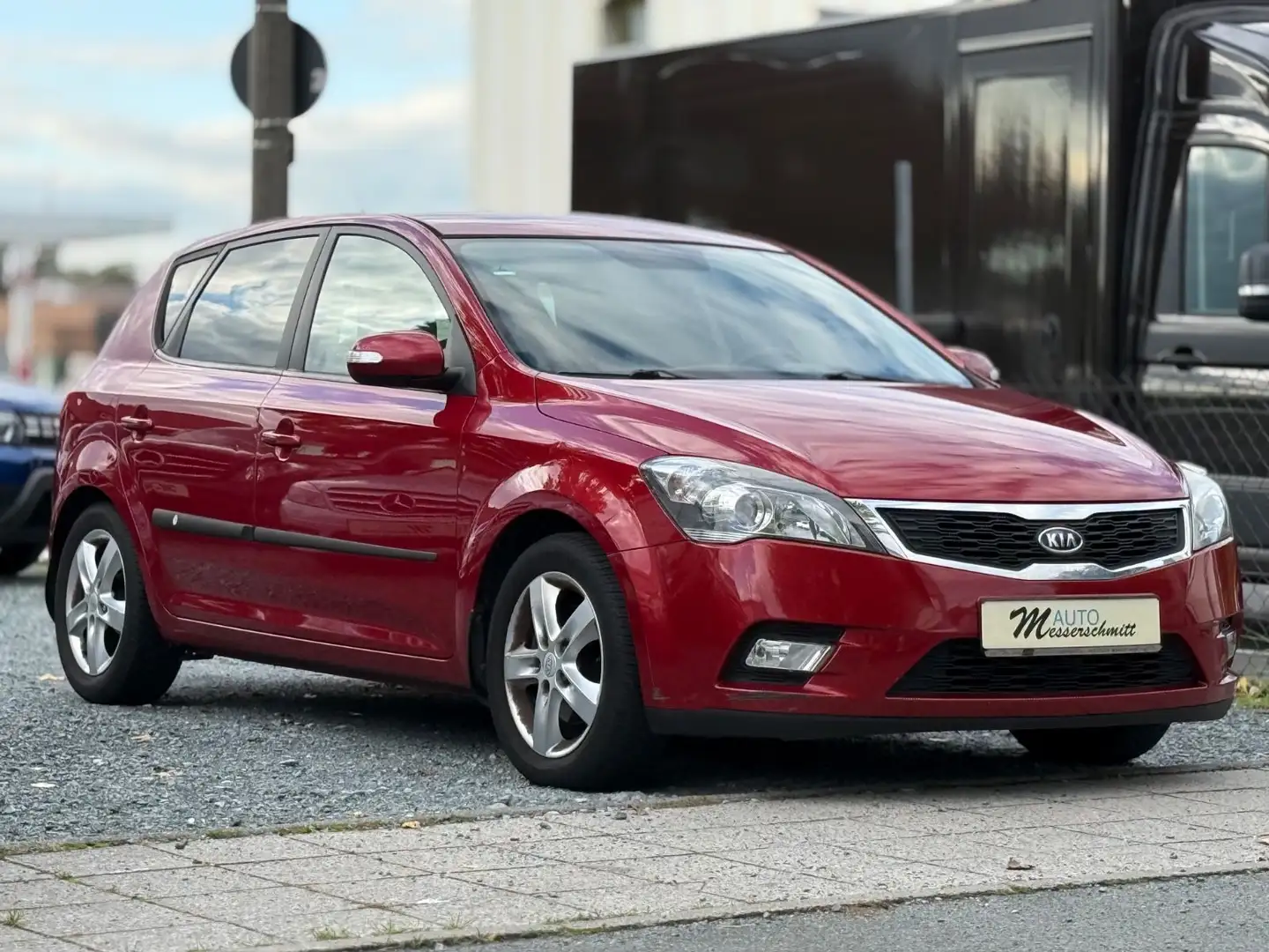 Kia Ceed / cee'd 1.6 CRDi Vision KLIMA SHZ OHNE TÜV! Rot - 1