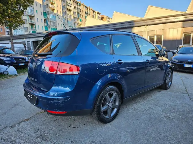 Seat Altea XL view 3
