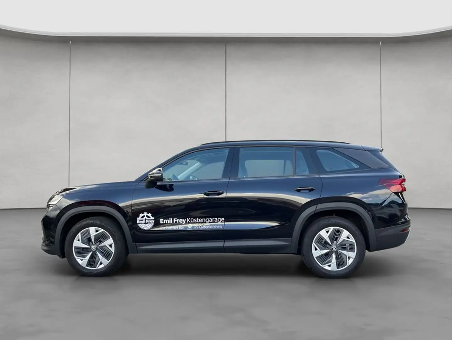 Skoda Kodiaq 1.5 TSI DSG Selection NAVI LED ACC PANO 7 Zwart - 2