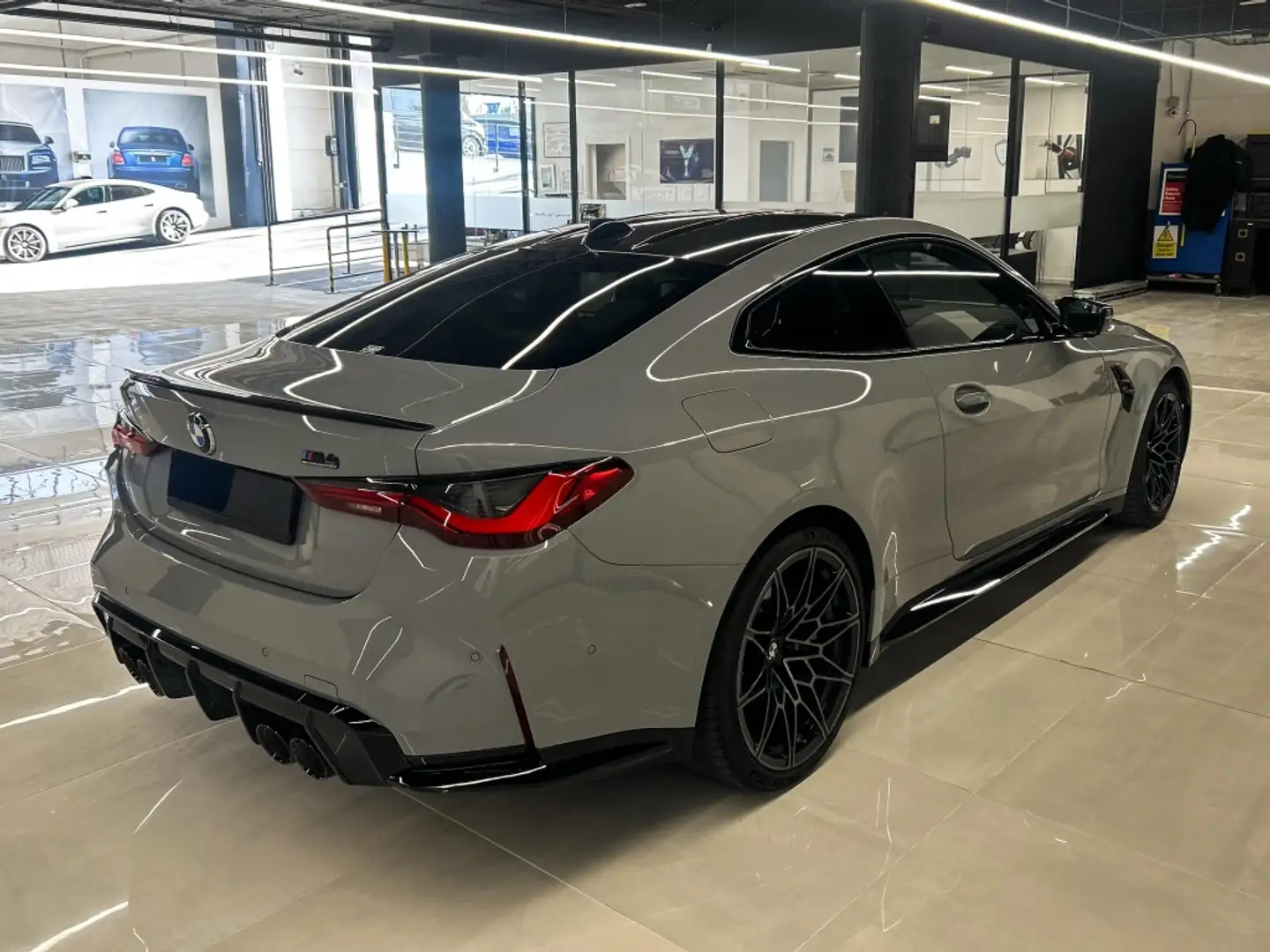 BMW M4 Coupé Competition Gris - 2