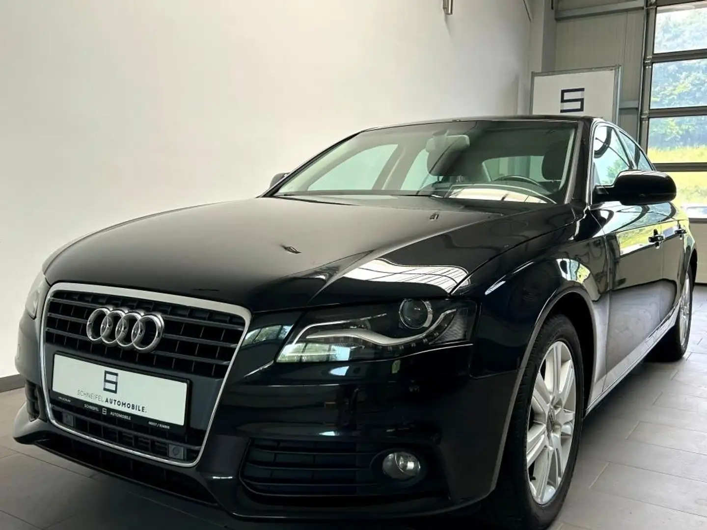 Audi A4 Lim. Ambiente Sitzheizung, AHK abnehmbar Zwart - 1