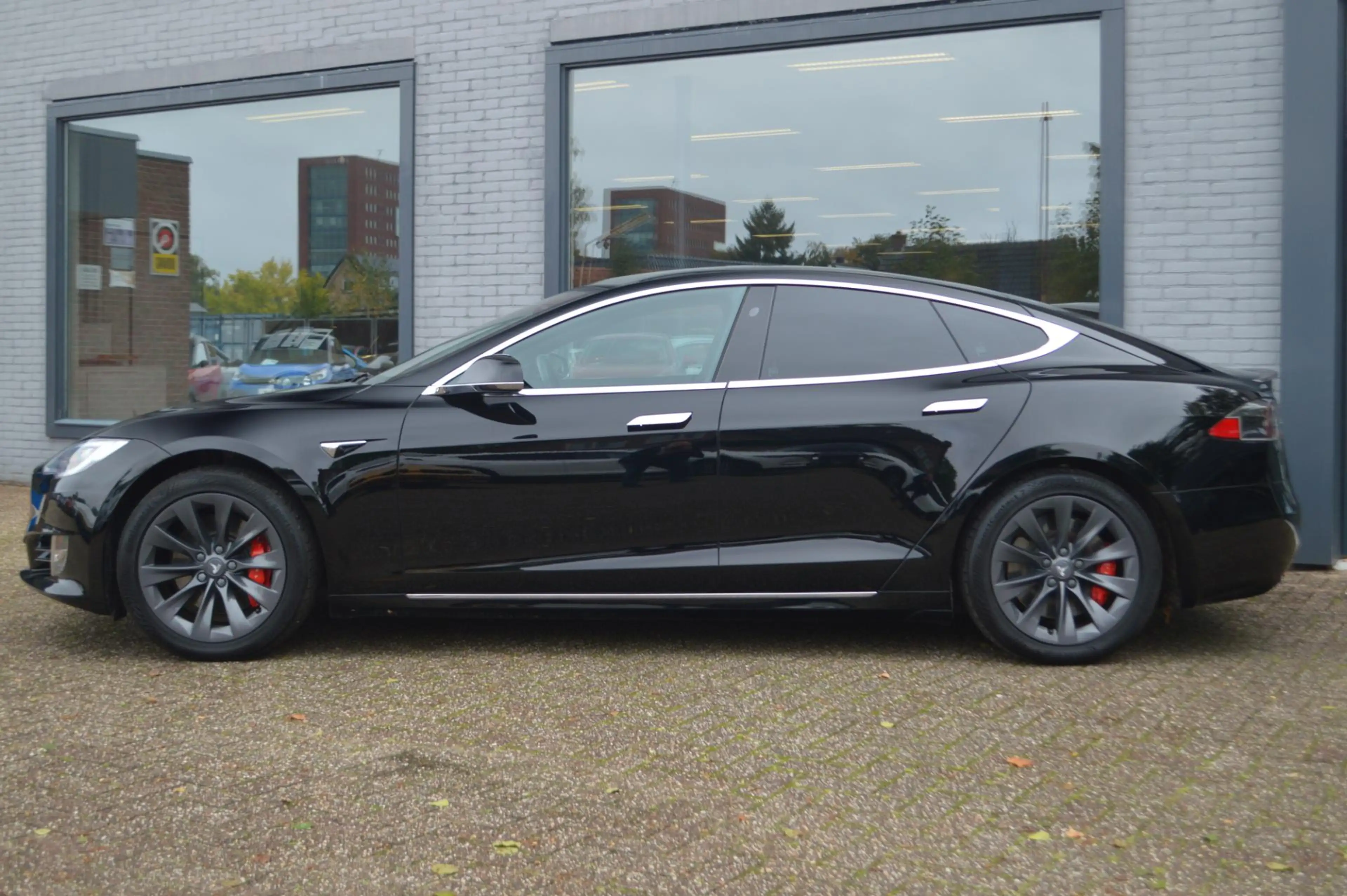 Tesla Model S Performance Ludicrous+ Raven 830PK 0-100 in 2.6sec — photo 10