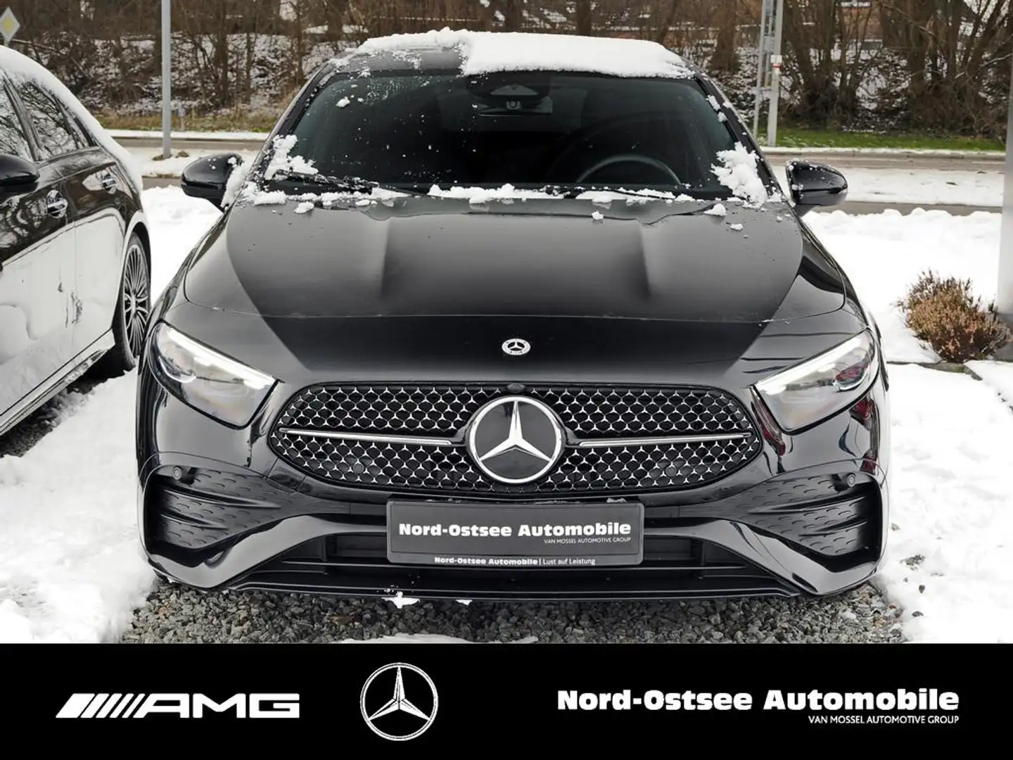 Mercedes-Benz A 200 d LIMOUSINE AMG KAMERA PDC NIGHT KEYLESS Schwarz - 2