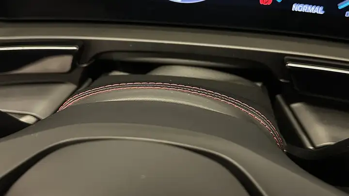 Porsche Cayenne 2025, foto 21