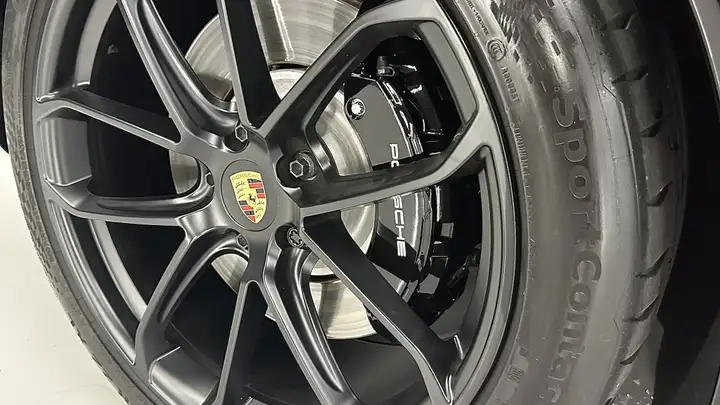 Porsche Cayenne 2025, foto 10