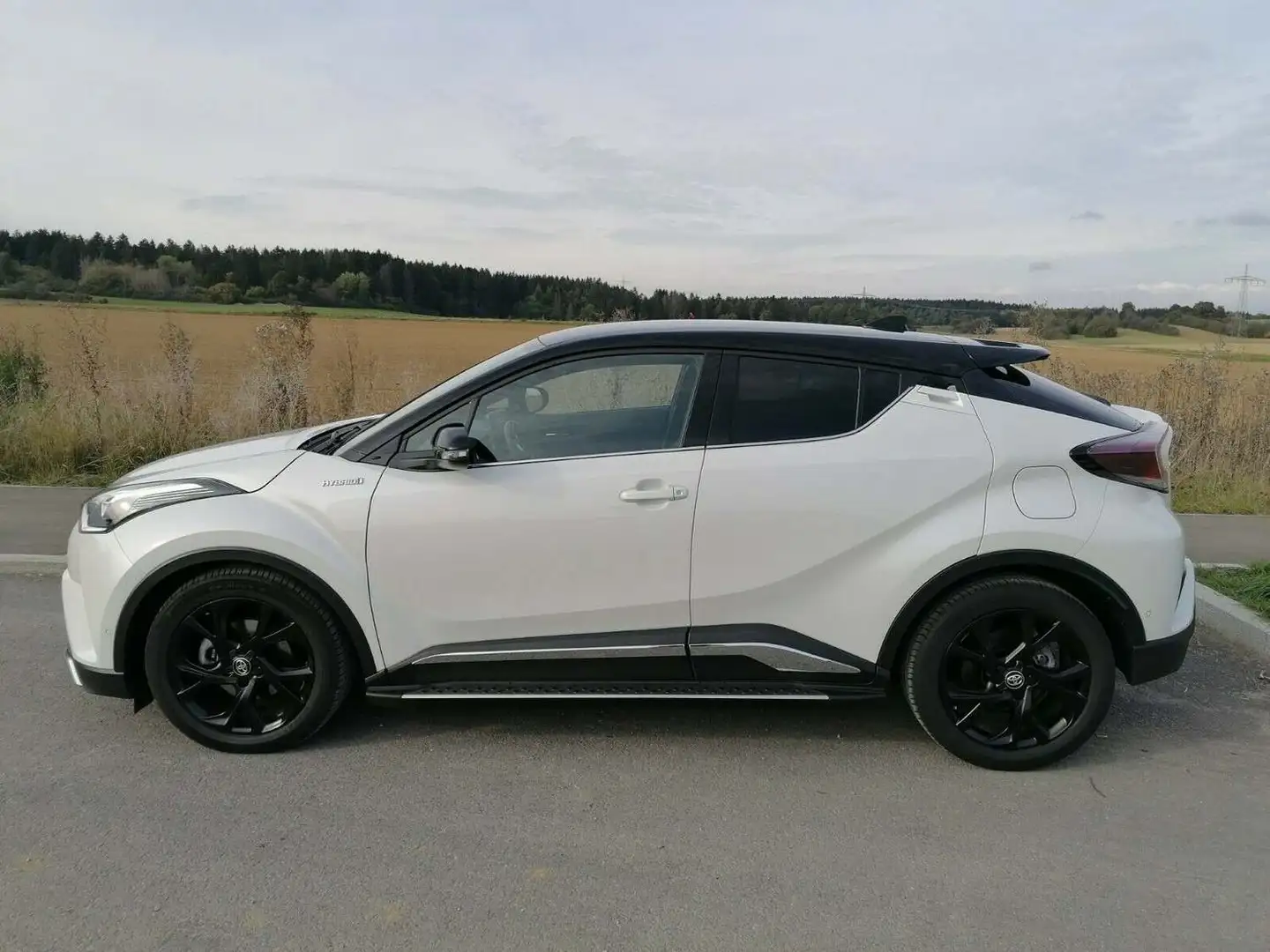 Toyota C-HR Hybrid Style Selection Weiß - 2