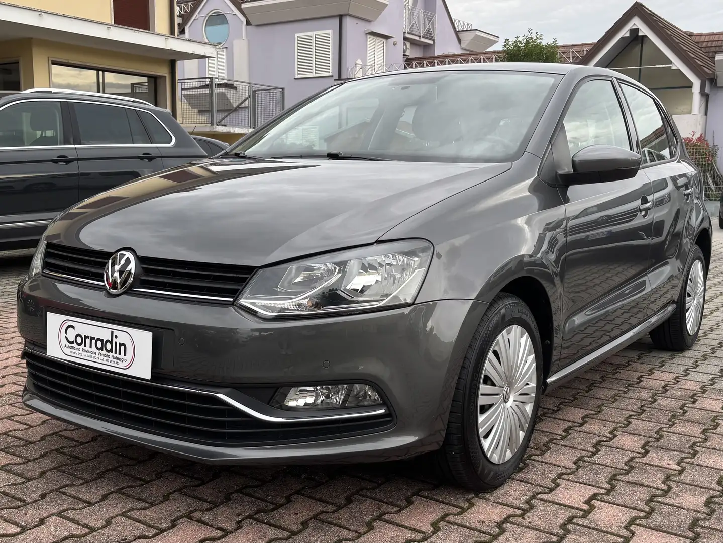 Volkswagen Polo Polo V  5p 1.2 tsi bm Comfortline Grijs - 1