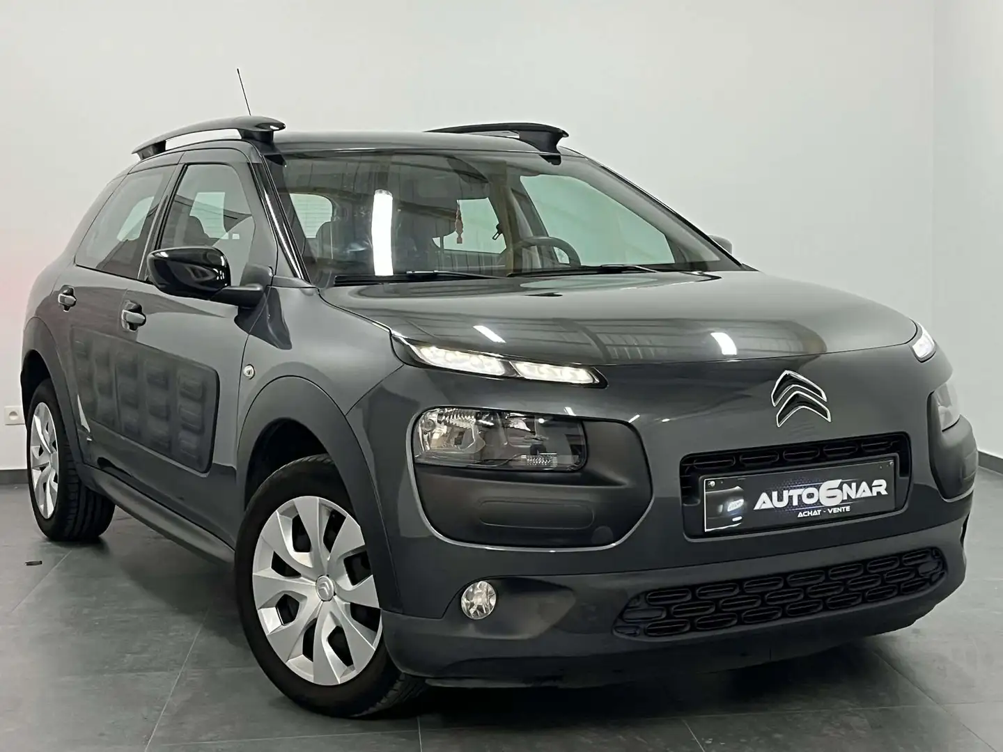Citroen C4 Cactus C4 Cactus 1.2 - Airco - Navi - Camera Gris - 1