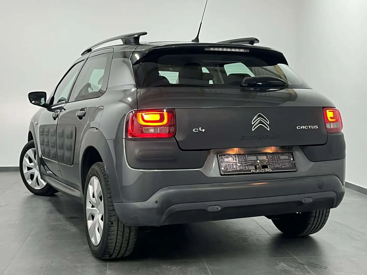 Citroen C4 Cactus C4 Cactus 1.2 - Airco - Navi - Camera Gris - 2