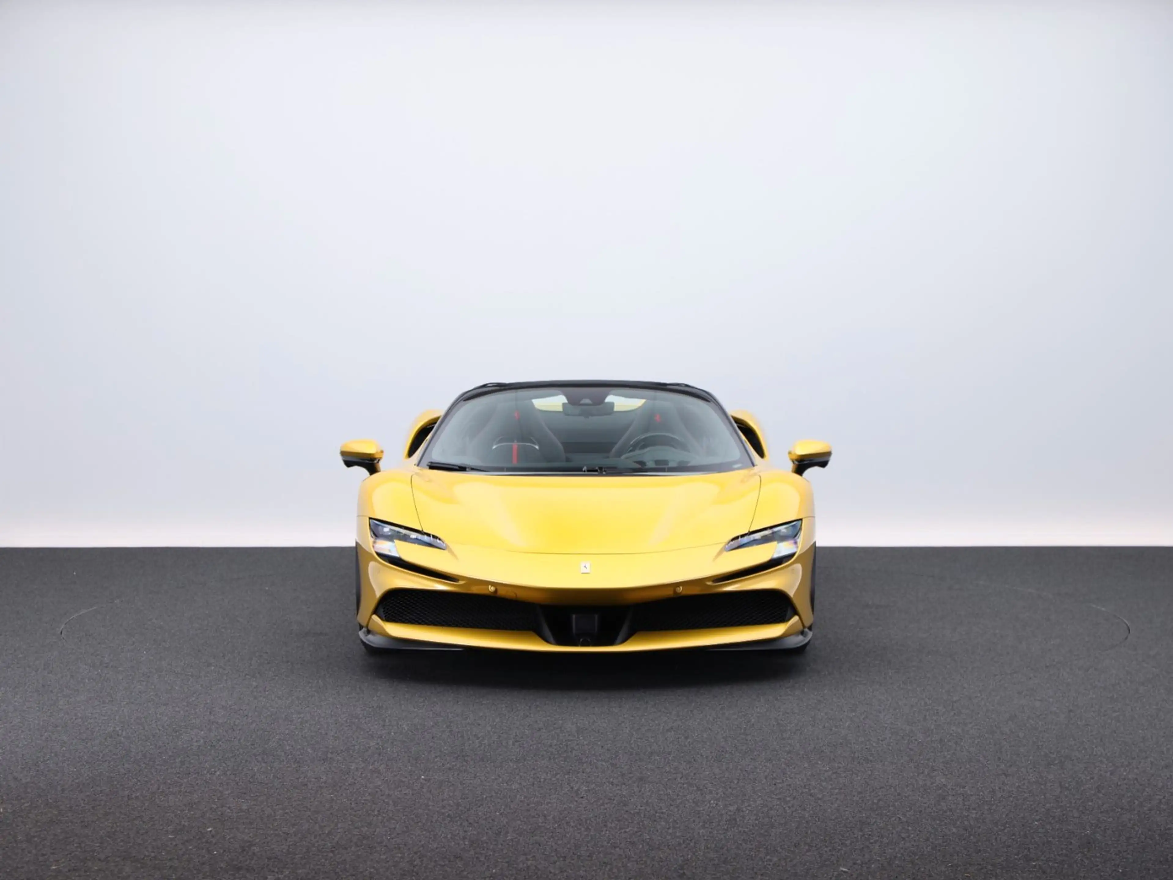 Ferrari SF90 Spider Ferrari Frankfurt*** — photo 2
