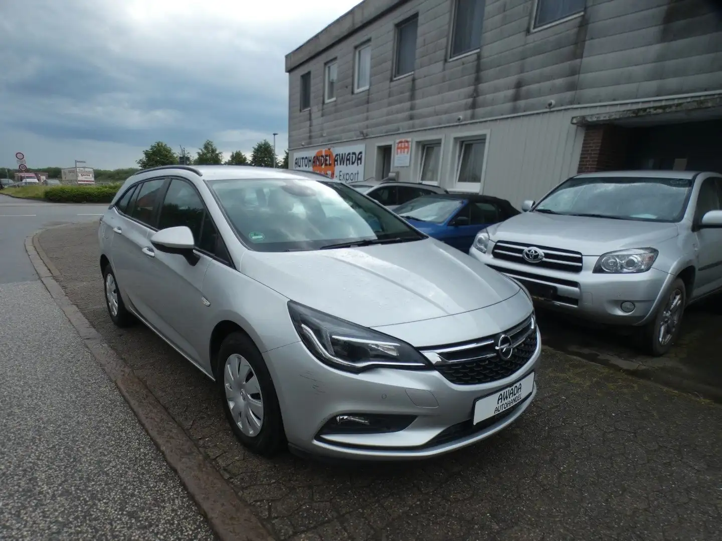 Opel Astra K Sports Tourer Business Start/Stop Silber - 1