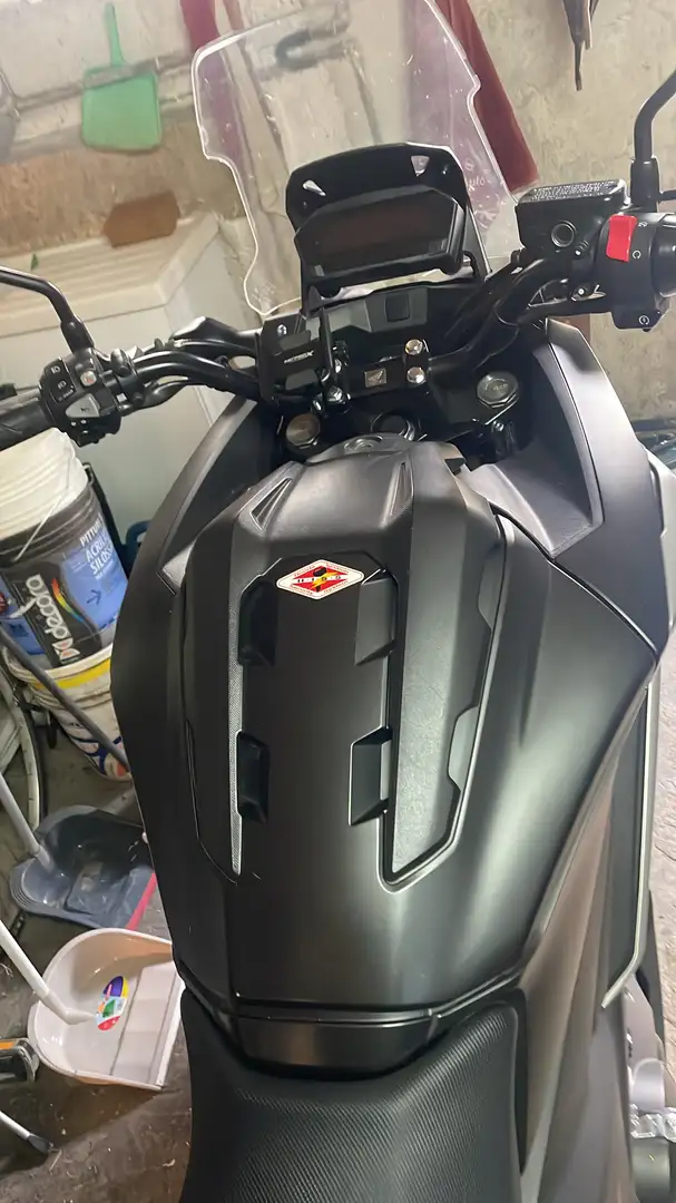 Honda NC 750 X abs Šedá - 1