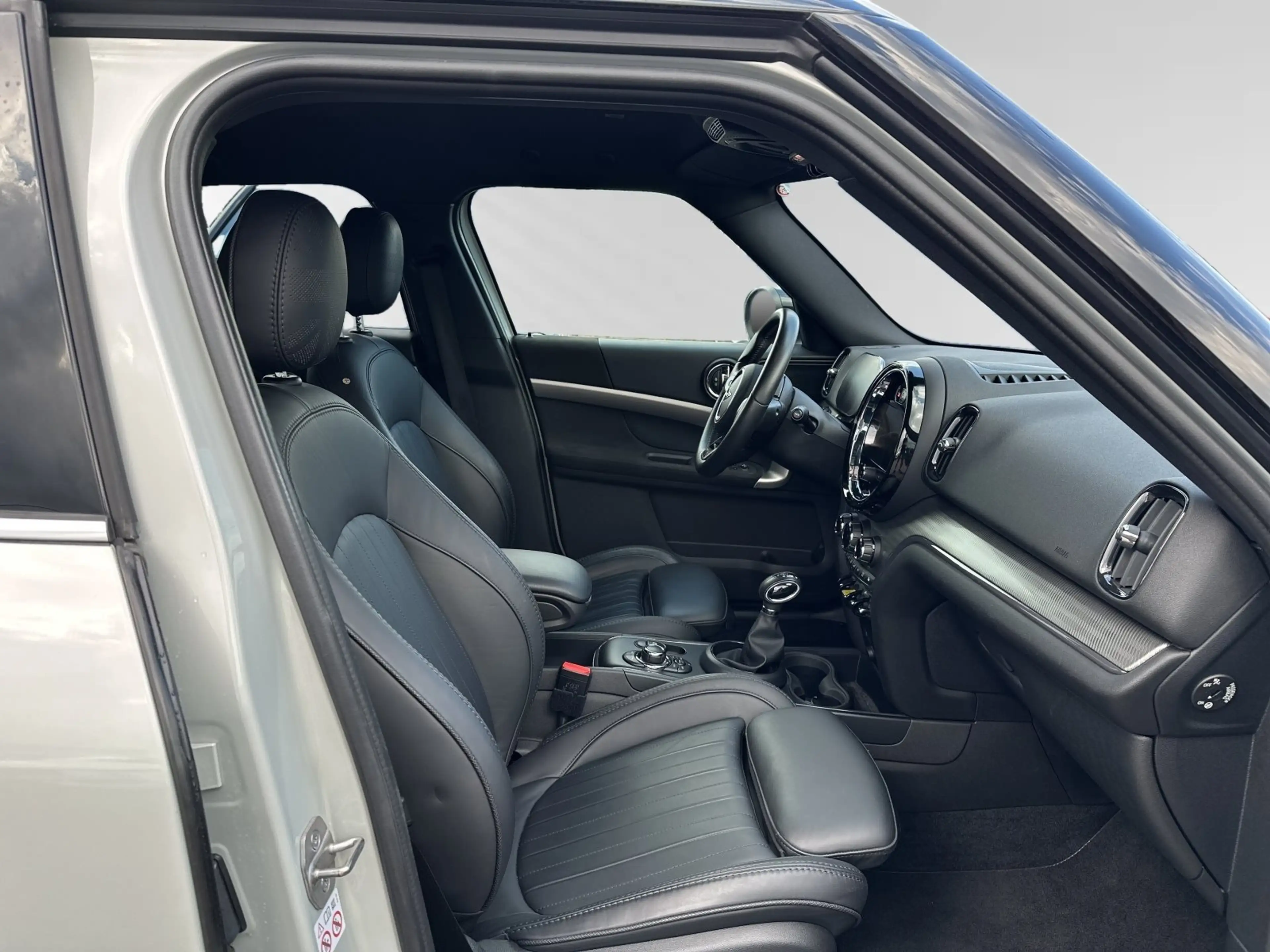 MINI Cooper SE Countryman Cooper SE ALL4 Yours Trim|ACC|DrivingAssistant — photo 9