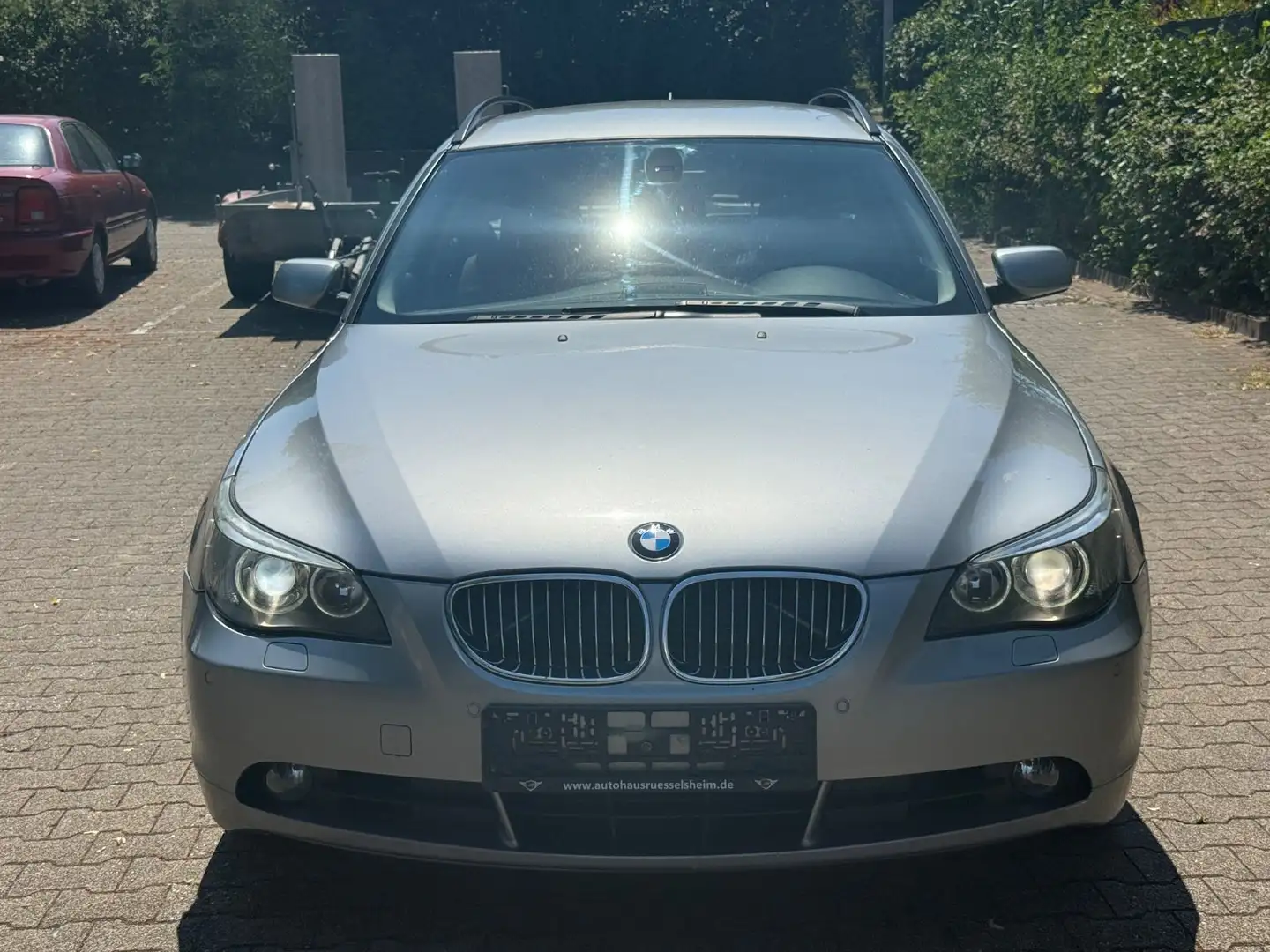 BMW 525 d Touring*AUTOM*KLIMAAUTOM*XENON*MULTI*TÜV* Grau - 2