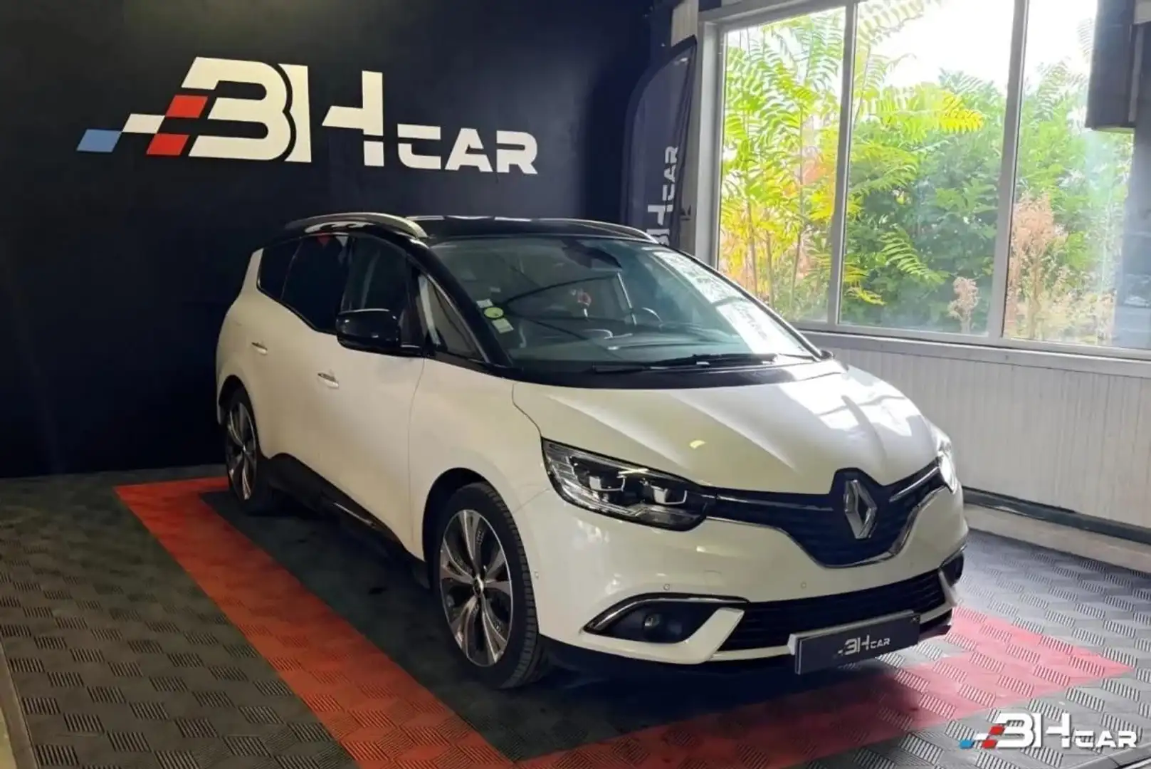 Renault Grand Scenic 1.7 BLUEDCI 150 INTENS EDC BVA Blanc - 1