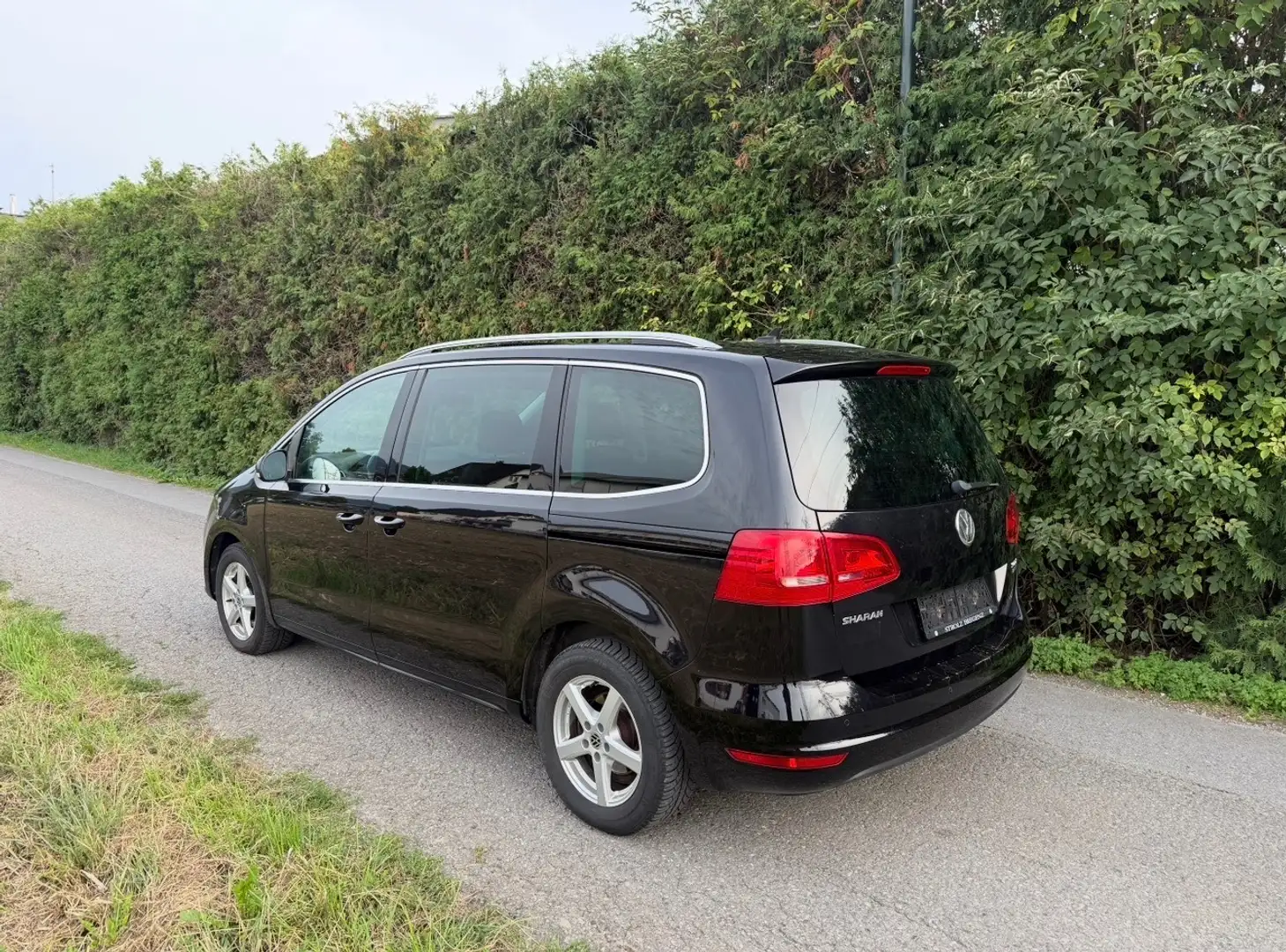 Volkswagen Sharan Highline 4Motion Schwarz - 2