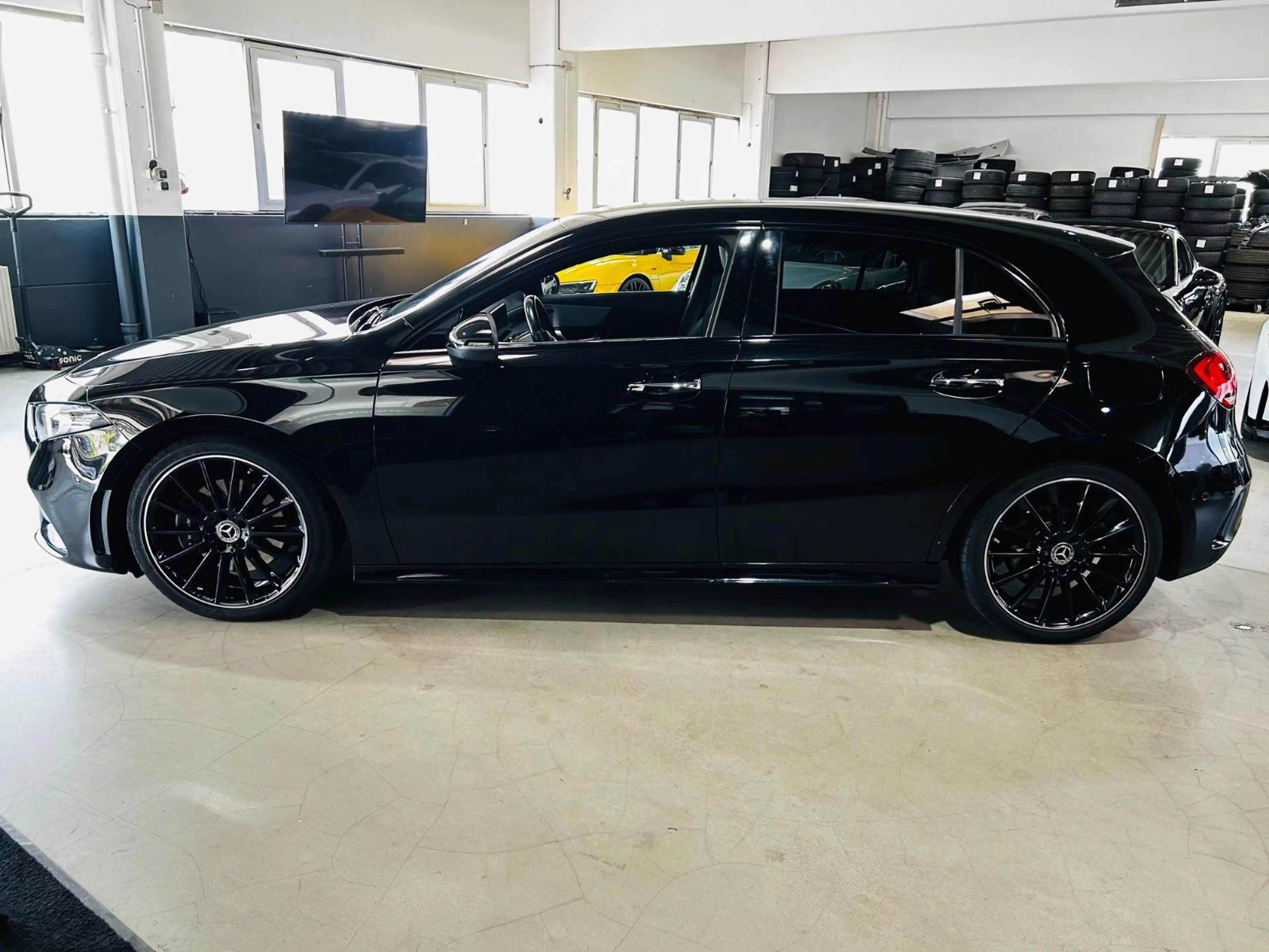 Mercedes-Benz A 220 *AMG Line*Ambiente*Led*Kamera*Burmester* — photo 3