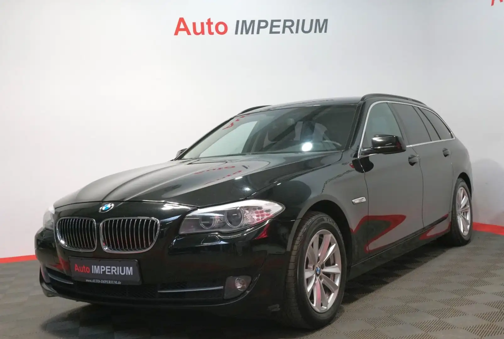 BMW 525 d xDrive Touring*Bi-Xenon*Luftfederung*Navi Negru - 1