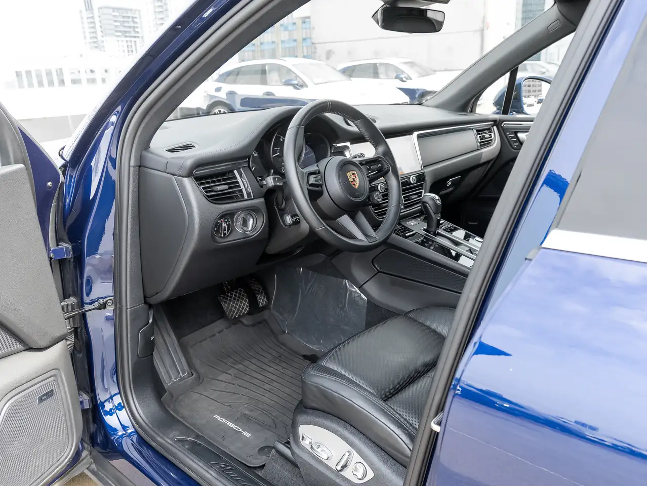 Porsche Macan снимка Porsche Macan