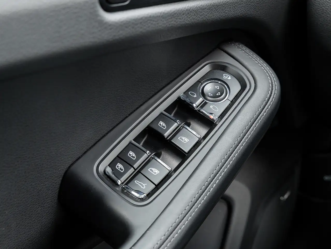 Porsche Macan снимка Porsche Macan