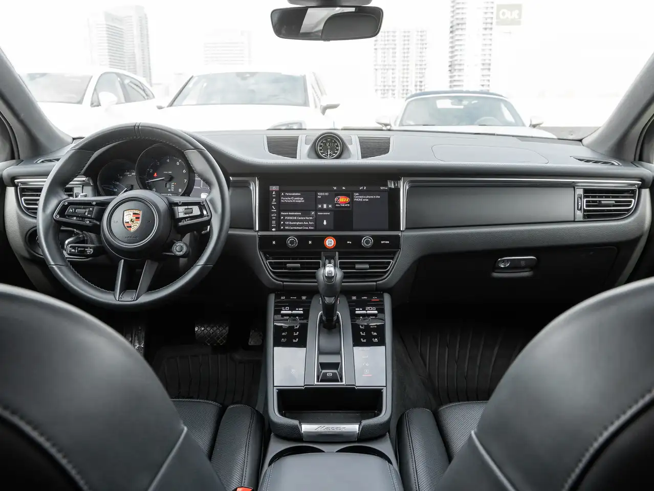 Porsche Macan снимка Porsche Macan