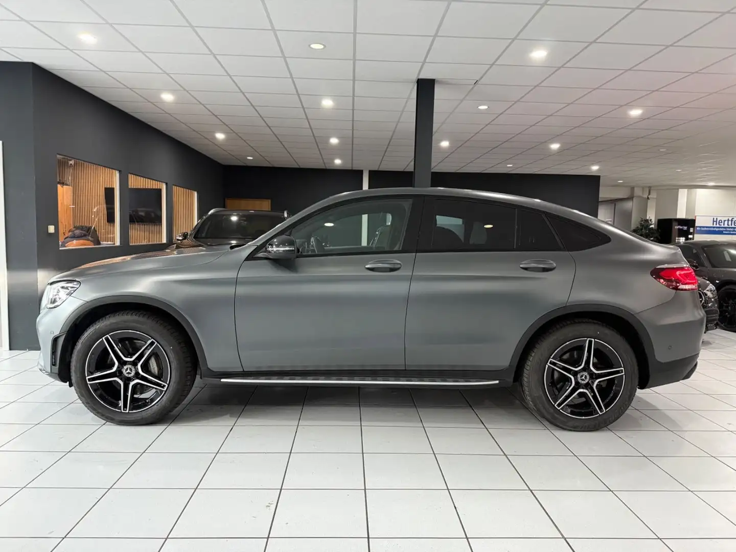 Mercedes-Benz GLC 300 de Coupe 4Matic*AMG*MAGNO*KAMERA*CARPLAY* Gris - 2