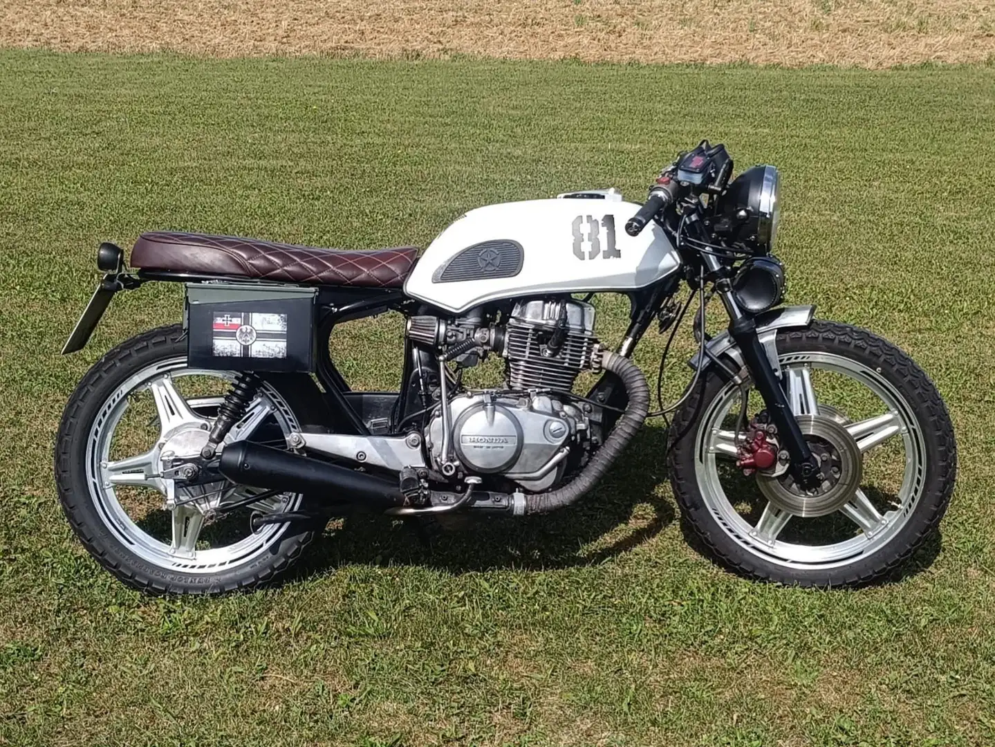 Honda CB 400 N Café-Racer Wit - 2