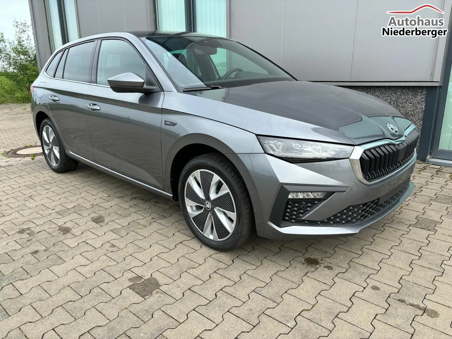 Skoda Scala Selection 1.5 TSI 150PS, 5 Jahre Garantie, 16" ... - 2