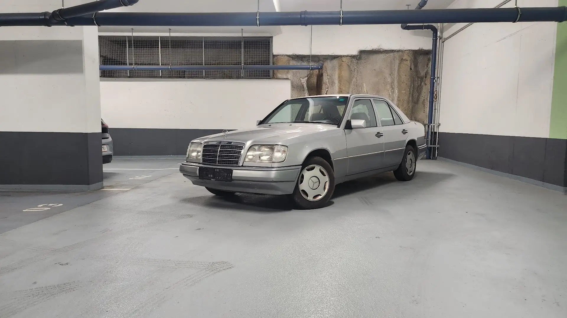 Mercedes-Benz E 220 - 2